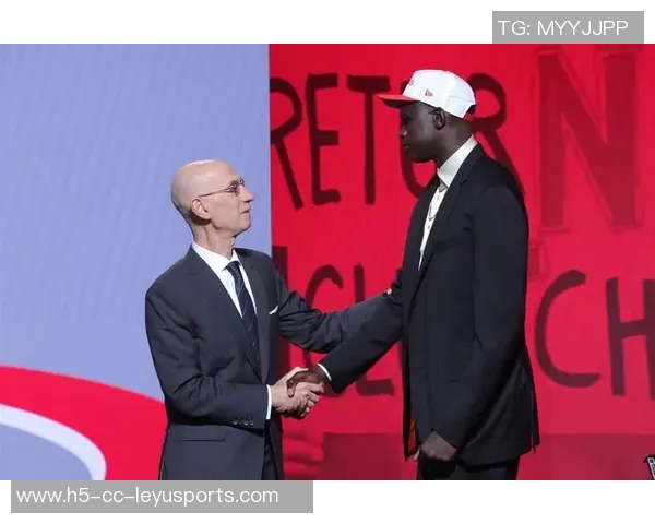 好兄弟携手逆袭山谷太阳逆转勇士马卢阿奇与次轮状元联手发威 好兄弟携手逆袭山谷太阳逆转勇士马卢阿奇与次轮状元联手发威