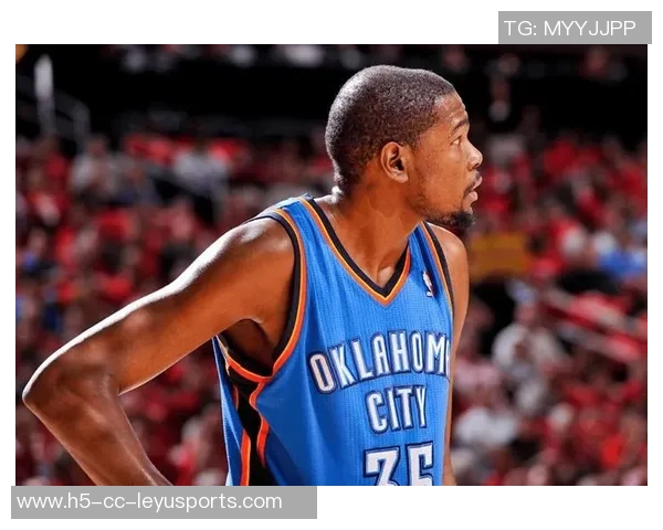 托马斯布莱恩特绝杀被帽怒推摄像头引发热议 托马斯布莱恩特绝杀被帽怒推摄像头引发热议